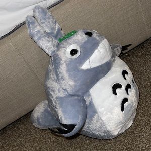 BIG TOTORO PLUSHIE